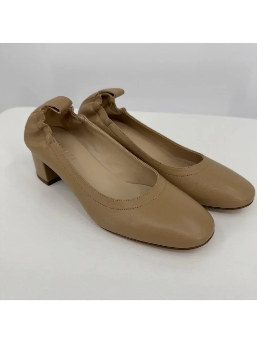 Everlane Italian Leather Day Heel Light Taupe 6 Women's Elastic Back Comfort